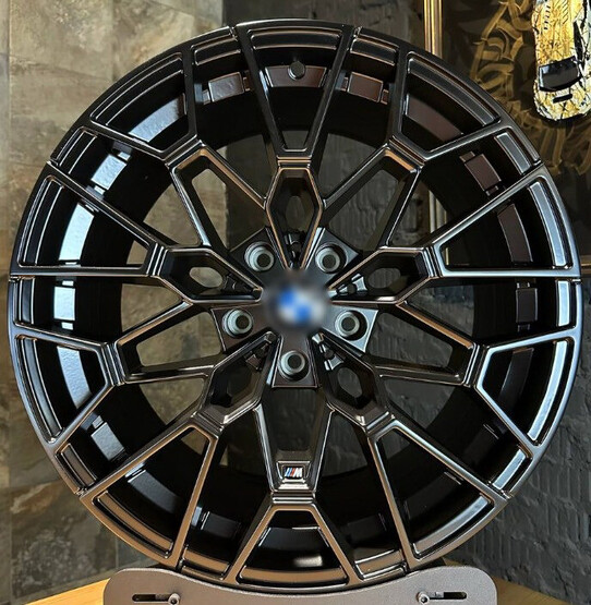 Диск Replica Dws Bm-0384 20x8.50 5x112 ET25 DIA66.60 BLACK